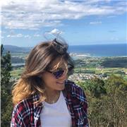 Chica de 23 años ofrece clases de castellano y gallego